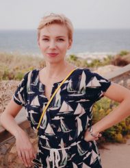 Alexandra Folwarski Bio