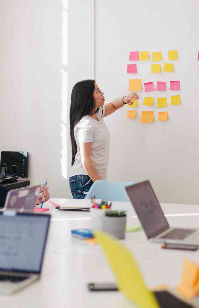 Teamwork c Jason Goodman unsplash