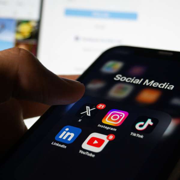 Social Media berke citak 0cpy Fs S Ui Sc unsplash